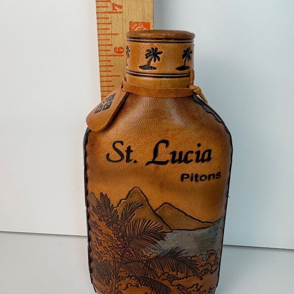 St. Lucia Pitons Leather Wrapped Flask Souvenir Caribbean - Picture 6 of 7